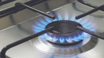 ANOMALIE! Românii bogați beneficiază de subvenții mai mari la consumul de gaze decât cei săraci